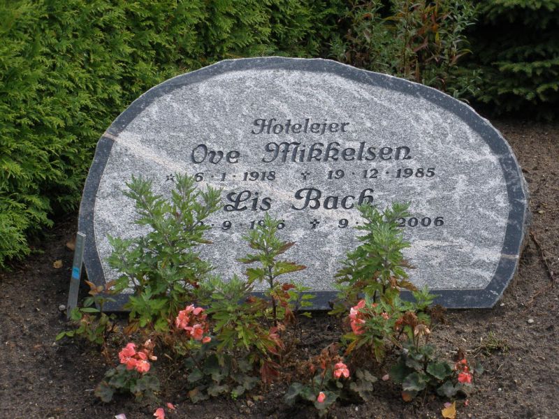 Lis  Bach.JPG